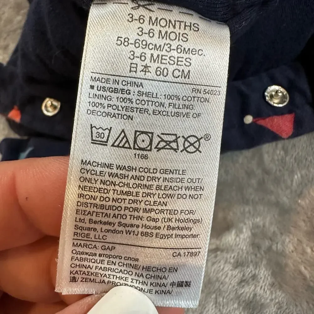 Baby Gap Blue Triangle Bunting Snowsuit Padded Sleeper PJs Footie 3-6 Months
